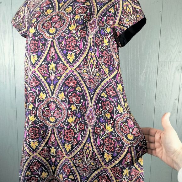 J McLaughlin Swing Dress XS Red Silk Estate Garden Wedding Guest Short Paisley - Picture 12 of 16